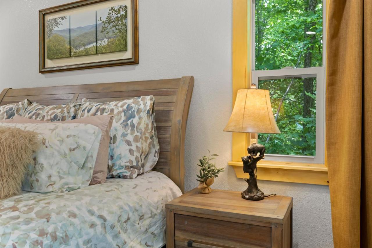 Stunning Views, Superb Atmosphere, Modern Amenities, In The Middle Of Nature Bryson City Exterior foto